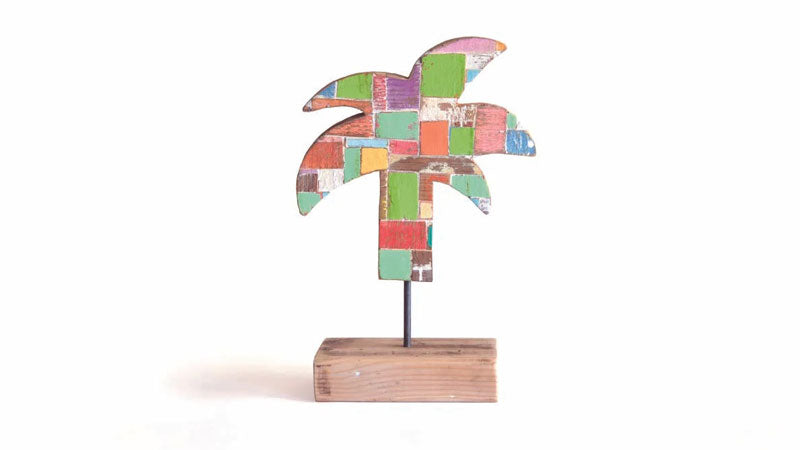 アップサイクル・アーティストNINA NIYA作品展 「Books&Gallery 海と本」で2月11日よりスタート