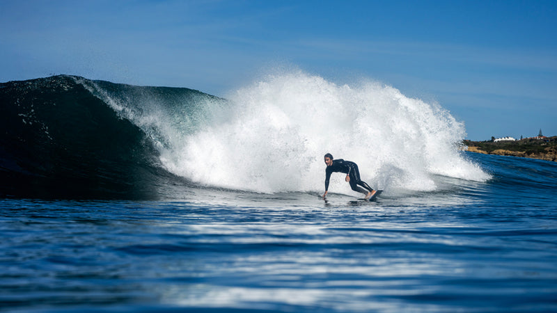 ペドロ・ゴメス×真木勇人 「郷愁の国へ波を探しに」スライドトークショー開催!